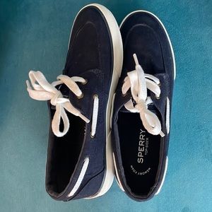 NWOB Women’s Sperry Canvas Boat Shoes